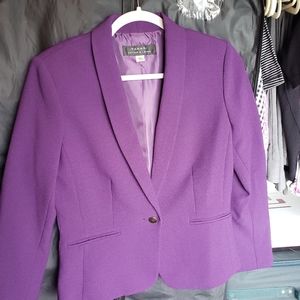 Tahari blazer, size 4, purple. Never worn
